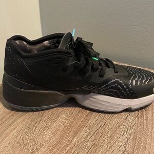 Adidas x Xbox collab, D.O.N issue 4 basketball sneakers